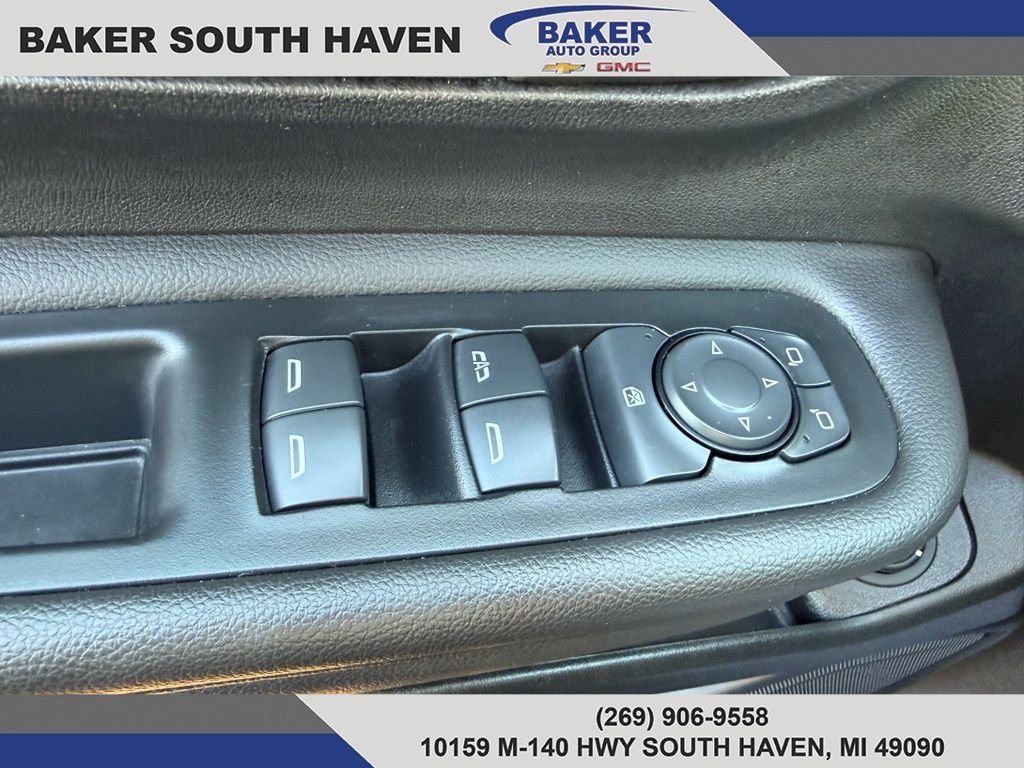 Used 2022 GMC Terrain AT4 w/ LPO, Floor Liner Package image 19