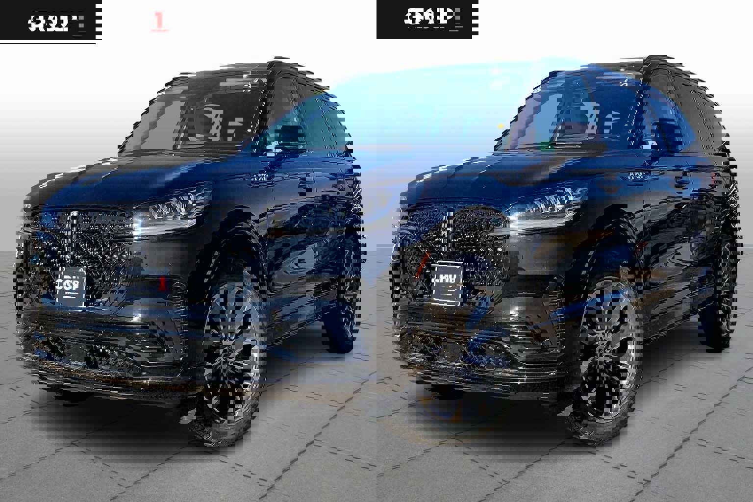 New 2026 Lincoln Aviator AWD w/ Jet Appearance Package image 1