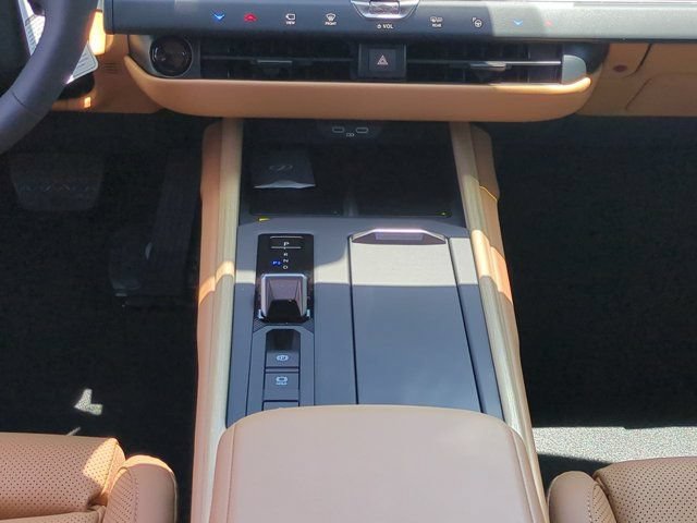 New 2026 Lexus ES 350e w/ Accessory Package (K3) FWD image 18