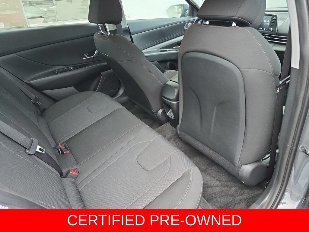 Certified 2026 Hyundai Elantra SE FWD image 12