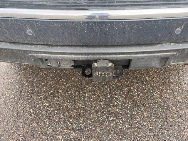 Used 2021 Jeep Grand Cherokee Limited w/ Premium Lighting Group image 12