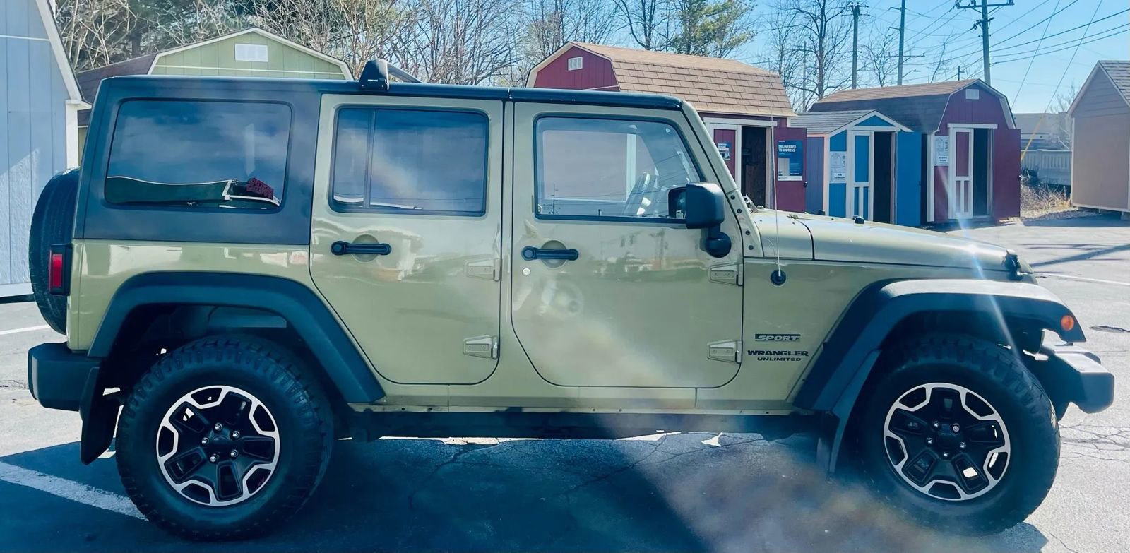 Used 2013 Jeep Wrangler Unlimited Sport image 2