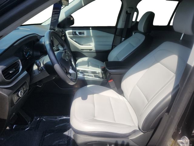 Certified 2021 Ford Explorer XLT w/ Equipment Group 202A image 10