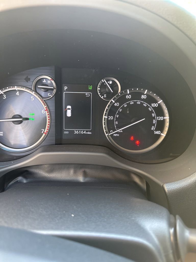 Used 2023 Lexus GX 460 Premium AWD/4WD image 11