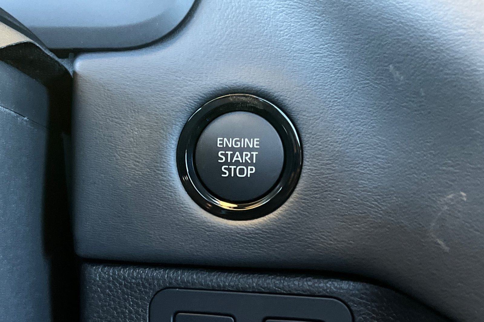 New 2026 Toyota Tundra Platinum AWD/4WD image 25