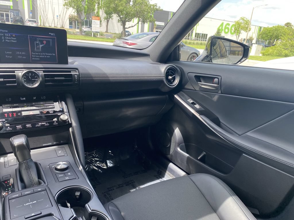 Used 2025 Lexus IS 350 F Sport w/ Accessory Package RWD image 3