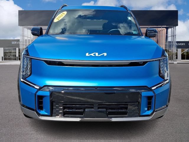 Certified 2024 Kia EV9 GT-Line AWD/4WD image 2