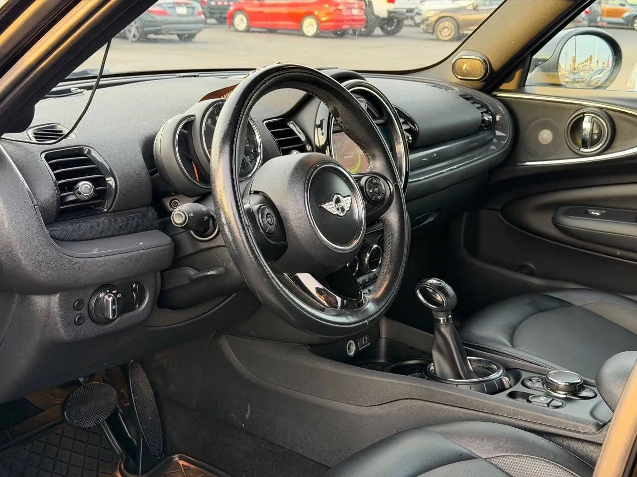 Used 2017 MINI Cooper Clubman FWD image 17