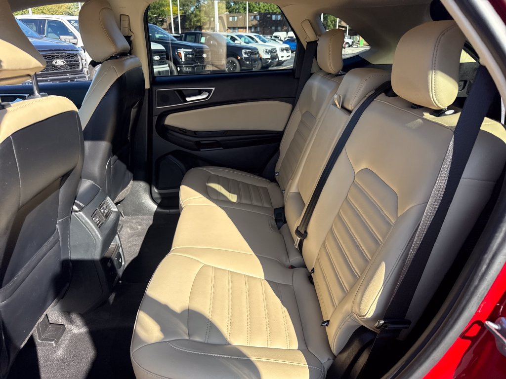 Used 2024 Ford Edge SEL w/ Convenience Package AWD/4WD image 18