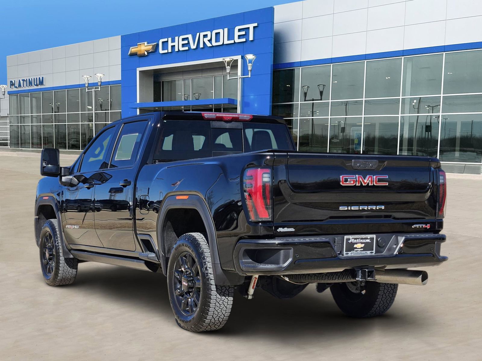 Certified 2025 GMC Sierra 2500 AT4 w/ AT4 Premium Plus Package image 4