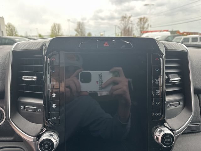 New 2026 RAM 2500 Big Horn AWD/4WD image 17