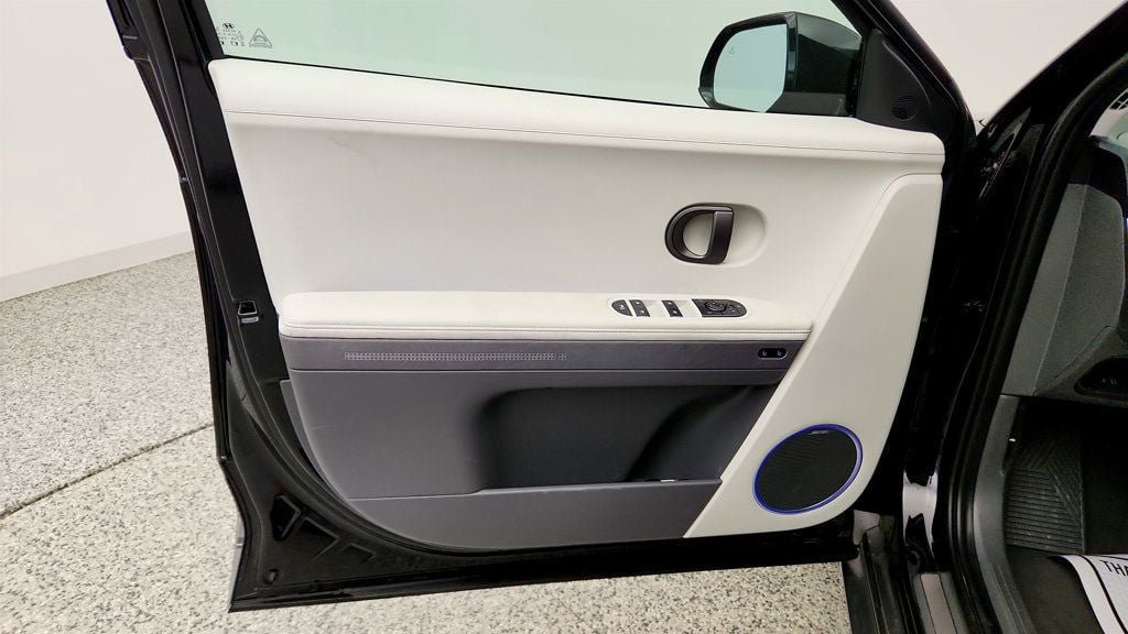 Used 2025 Hyundai Ioniq 5 Limited RWD image 11