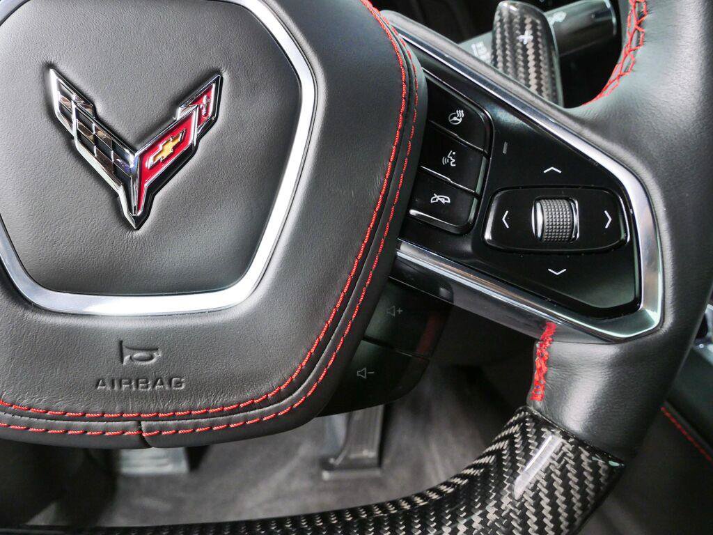 Used 2024 Chevrolet Corvette Z06 RWD image 11