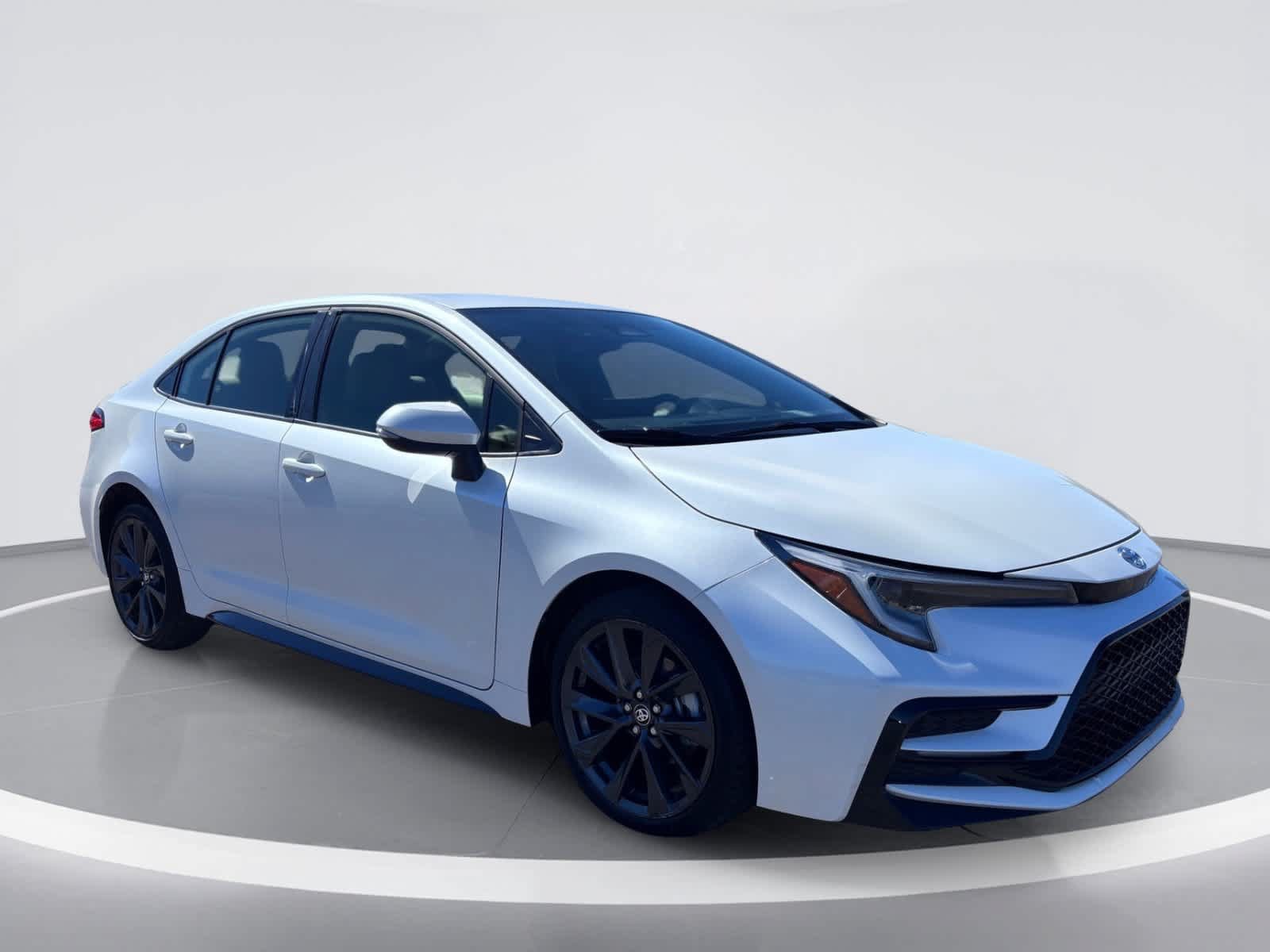 Used 2024 Toyota Corolla SE FWD image 11