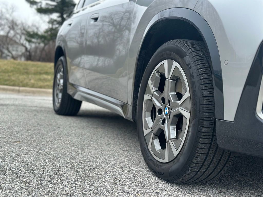 Certified 2024 BMW X1 xDrive28i w/ Premium Package image 9