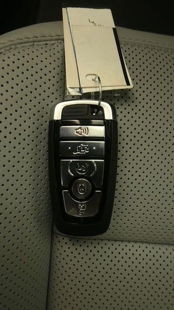 New 2026 Ford Explorer Platinum image 15