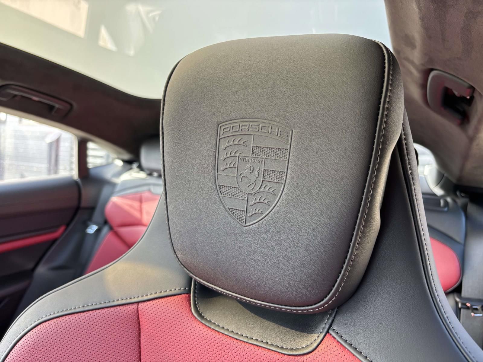 New 2026 Porsche Taycan GTS image 22