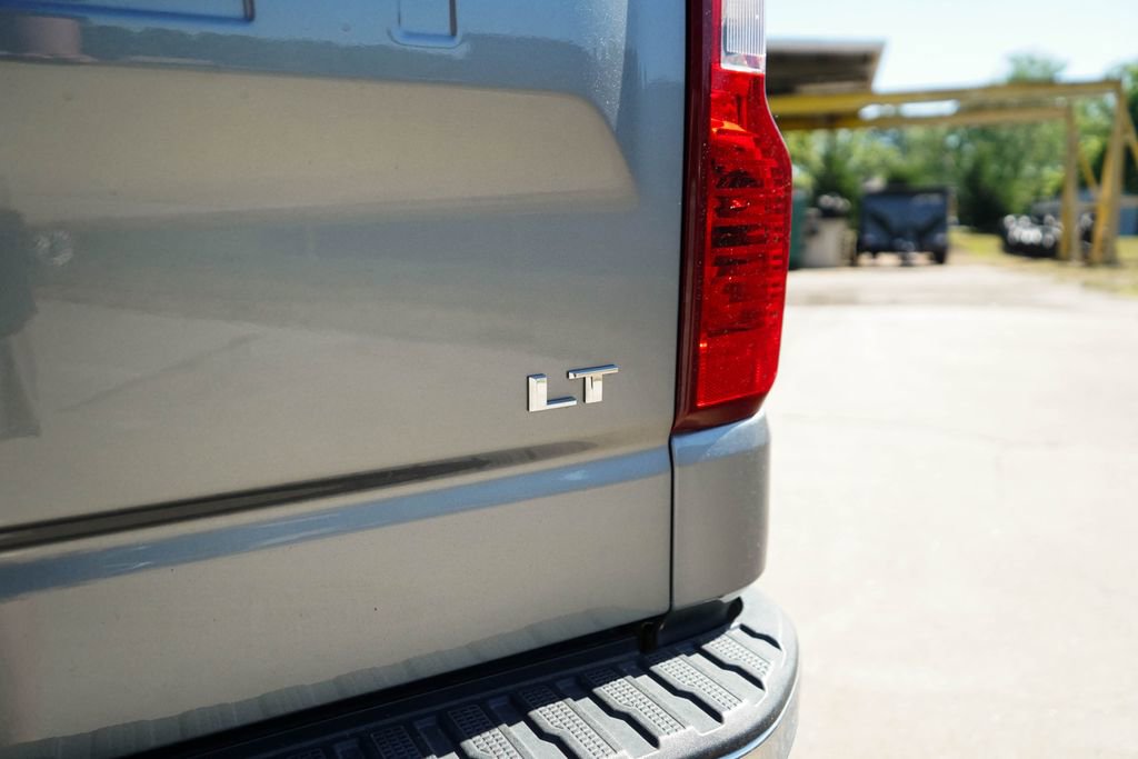 Used 2019 Chevrolet Silverado 1500 LT w/ Texas Edition RWD image 19