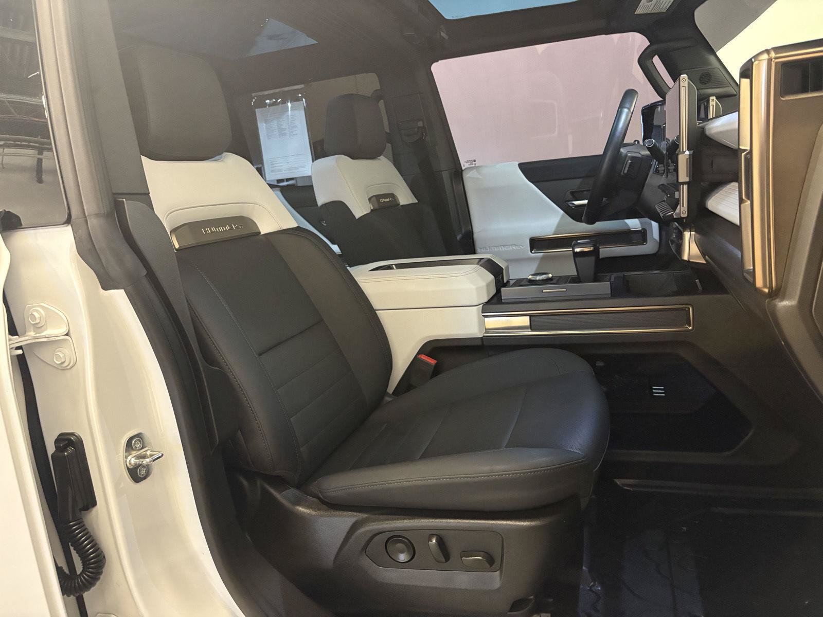 Used 2022 GMC Hummer EV Edition 1 w/ LPO, Illumination Package AWD/4WD image 50
