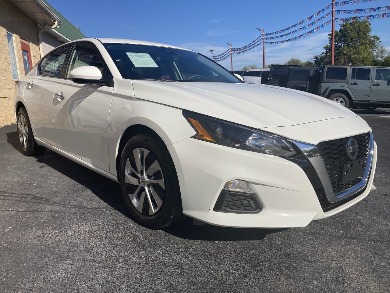 Used 2022 Nissan Altima 2.5 S image 4