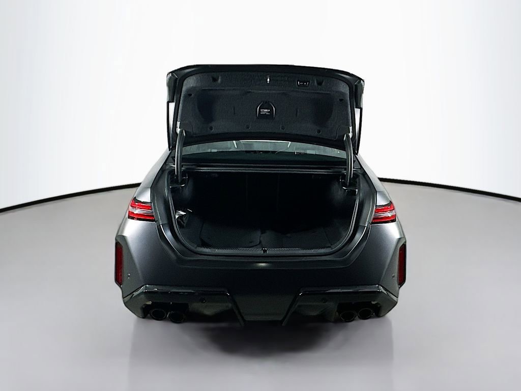 Used 2025 BMW M5 w/ Carbon Package image 26