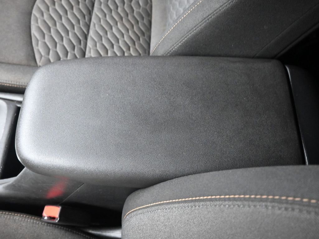 Used 2020 Chevrolet Equinox LT FWD image 36