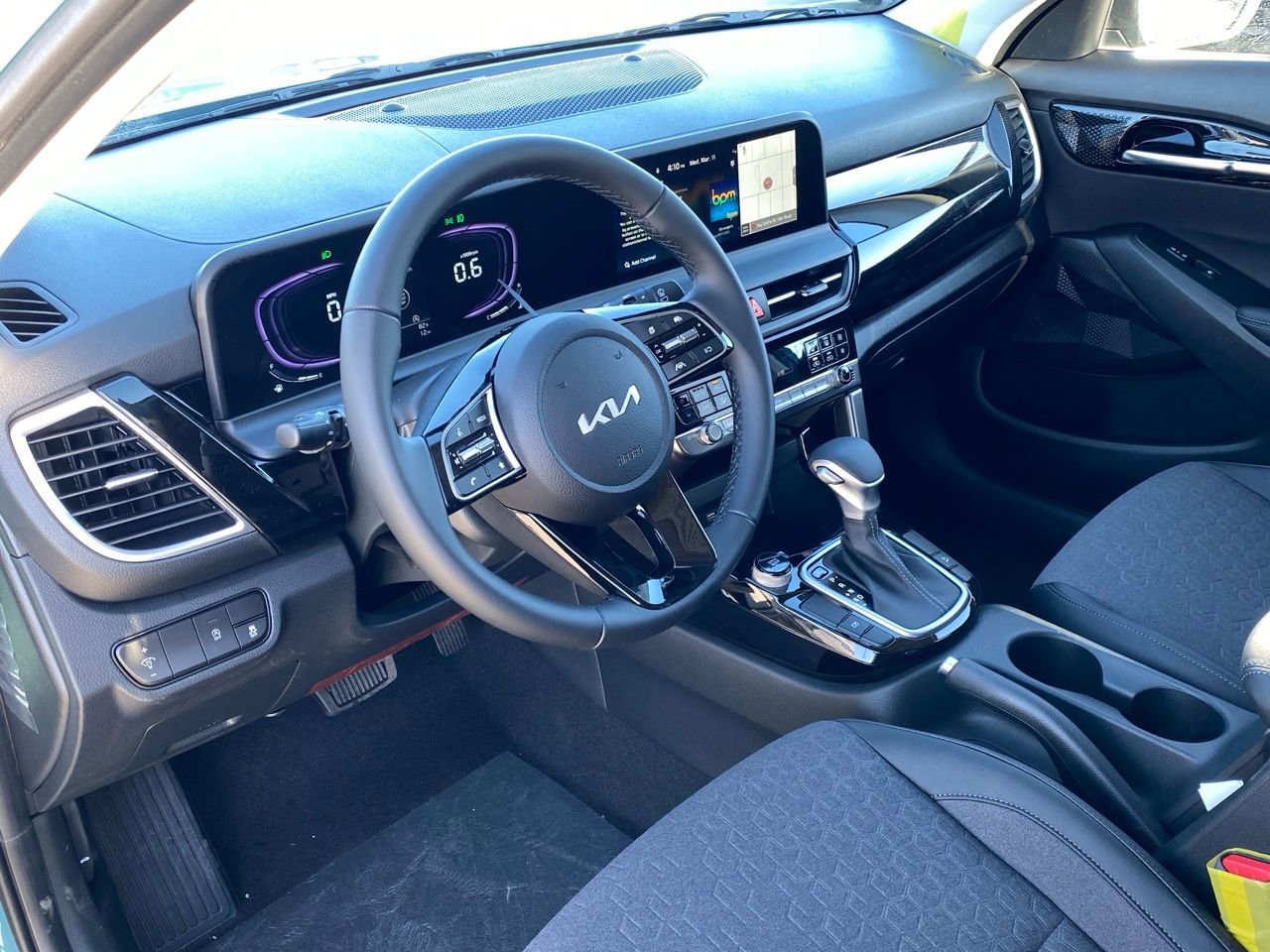 New 2026 Kia Seltos S image 12