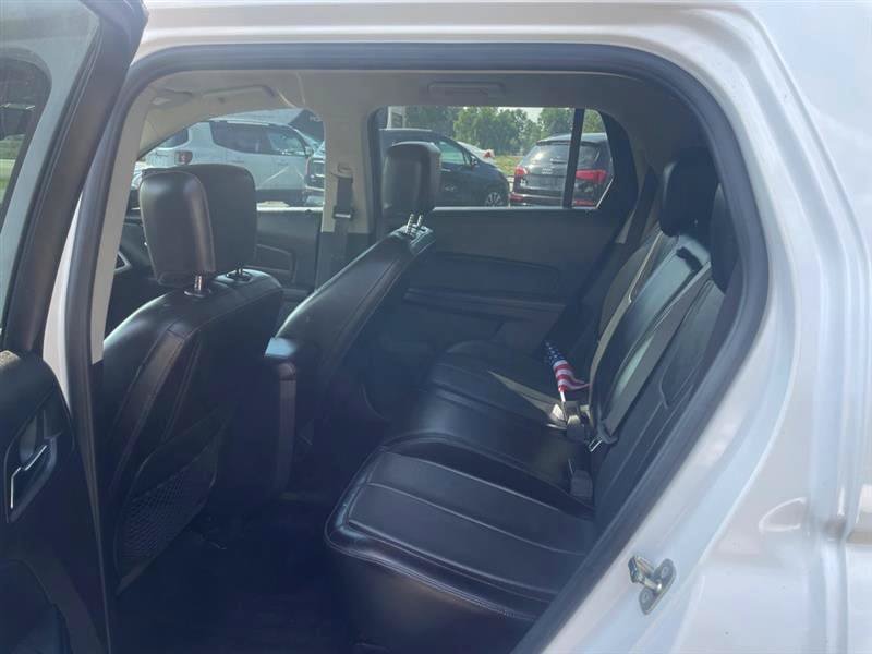 Used 2017 GMC Terrain SLT AWD/4WD image 9