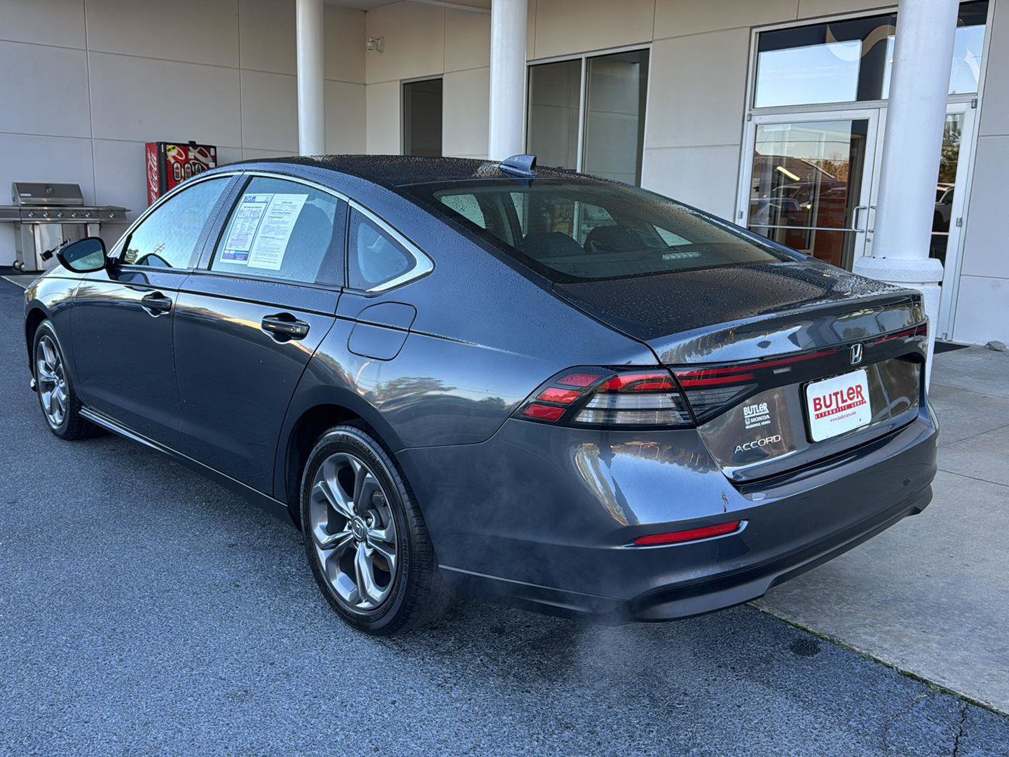 Used 2024 Honda Accord EX image 3