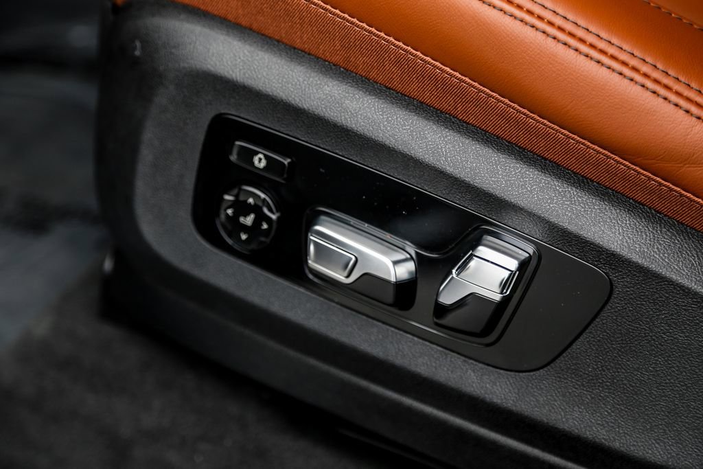 New 2026 BMW X7 xDrive40i w/ Executive Package image 20