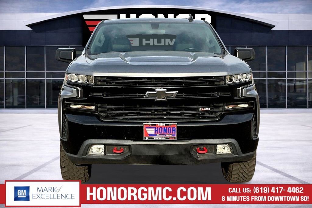 Used 2019 Chevrolet Silverado 1500 LT Trail Boss w/ Convenience Package image 2
