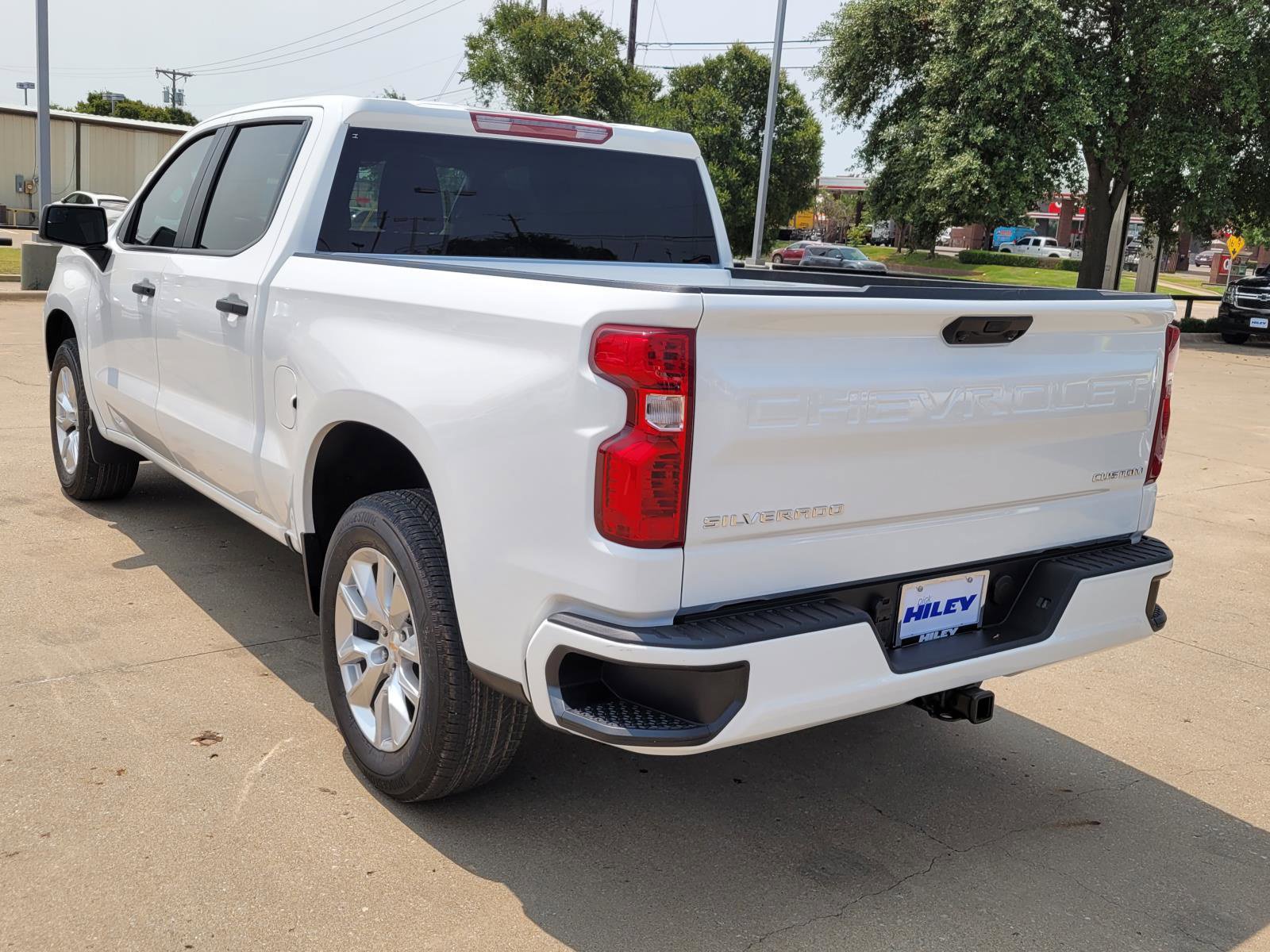 New 2026 Chevrolet Silverado 1500 Custom RWD image 3