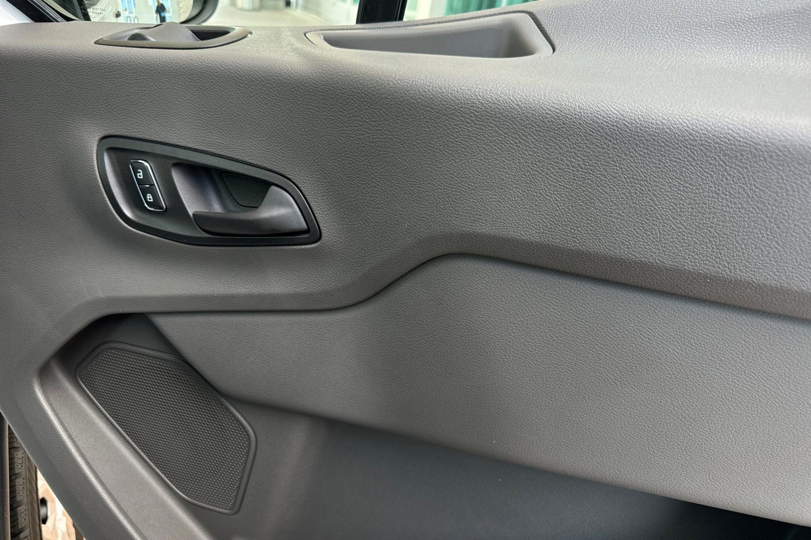 New 2025 Ford Transit 250 148 Medium Roof w/ Exterior Upgrade Package image 17