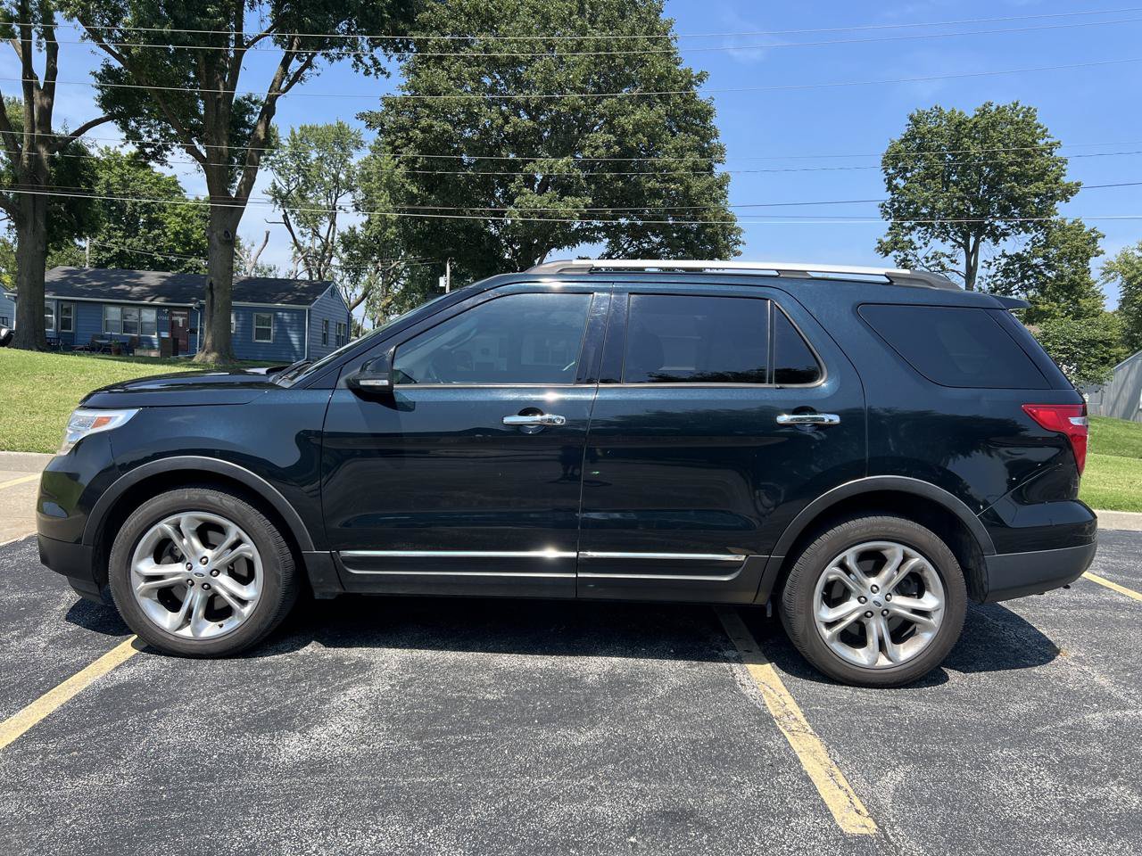 Used 2015 Ford Explorer Limited AWD/4WD image 2