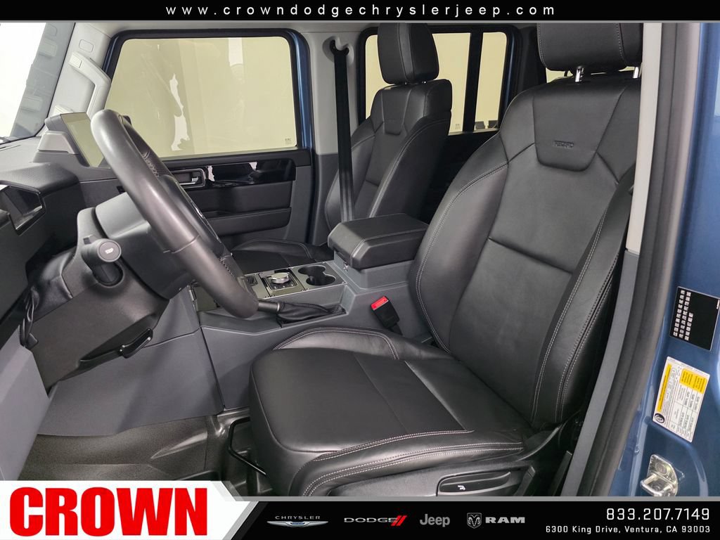 Used 2024 INEOS Grenadier Station Wagon AWD/4WD image 22
