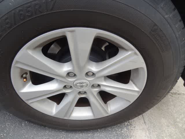 Used 2012 Toyota Highlander 4WD w/ Tech Pkg image 14