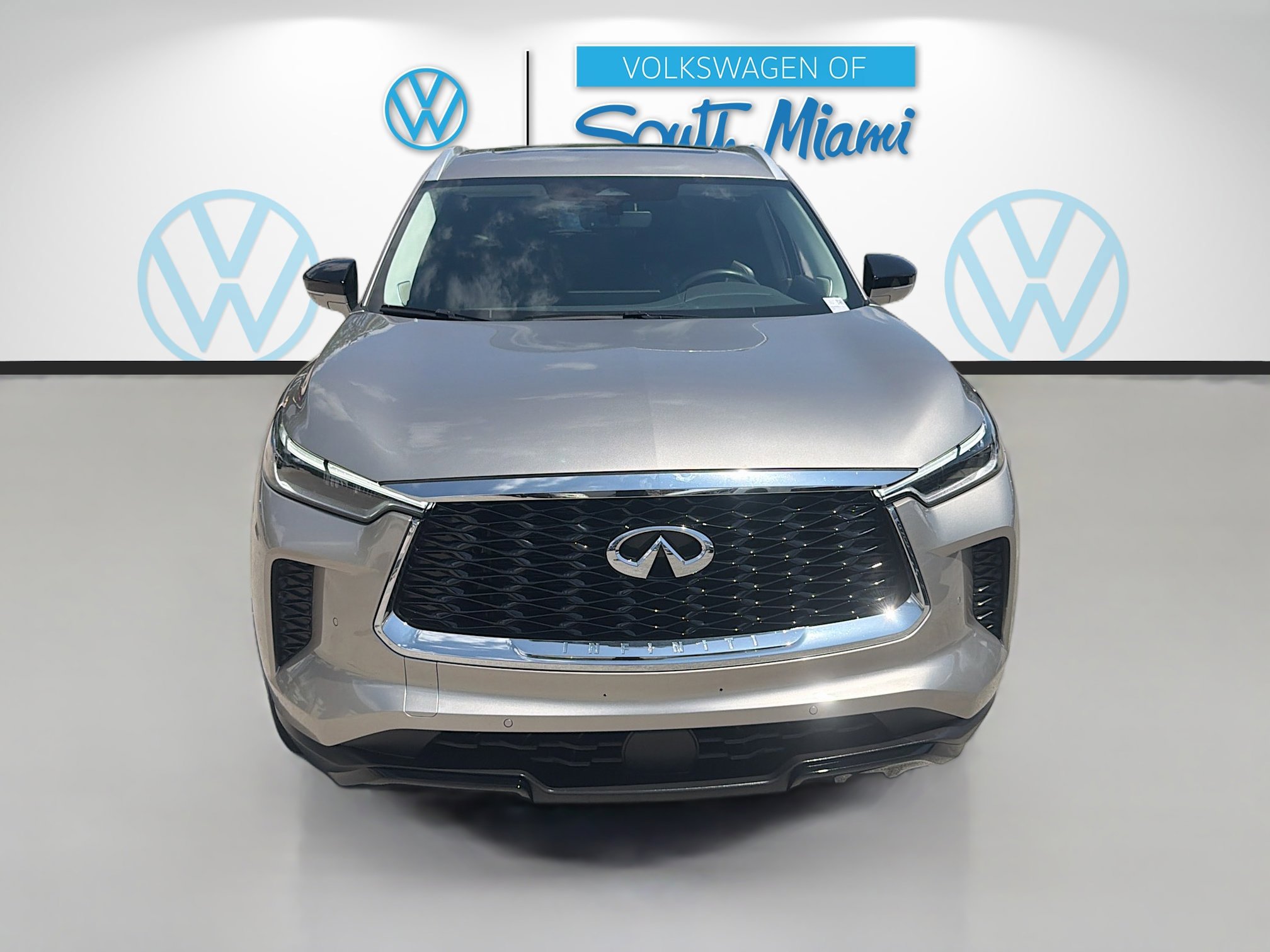 Used 2023 INFINITI QX60 Luxe w/ Performance Audio Package
