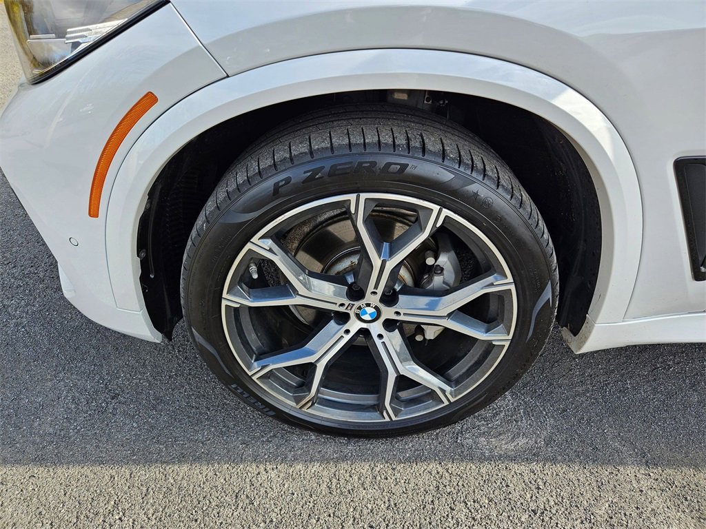 Used 2023 BMW X5 xDrive40i w/ M Sport Package image 27