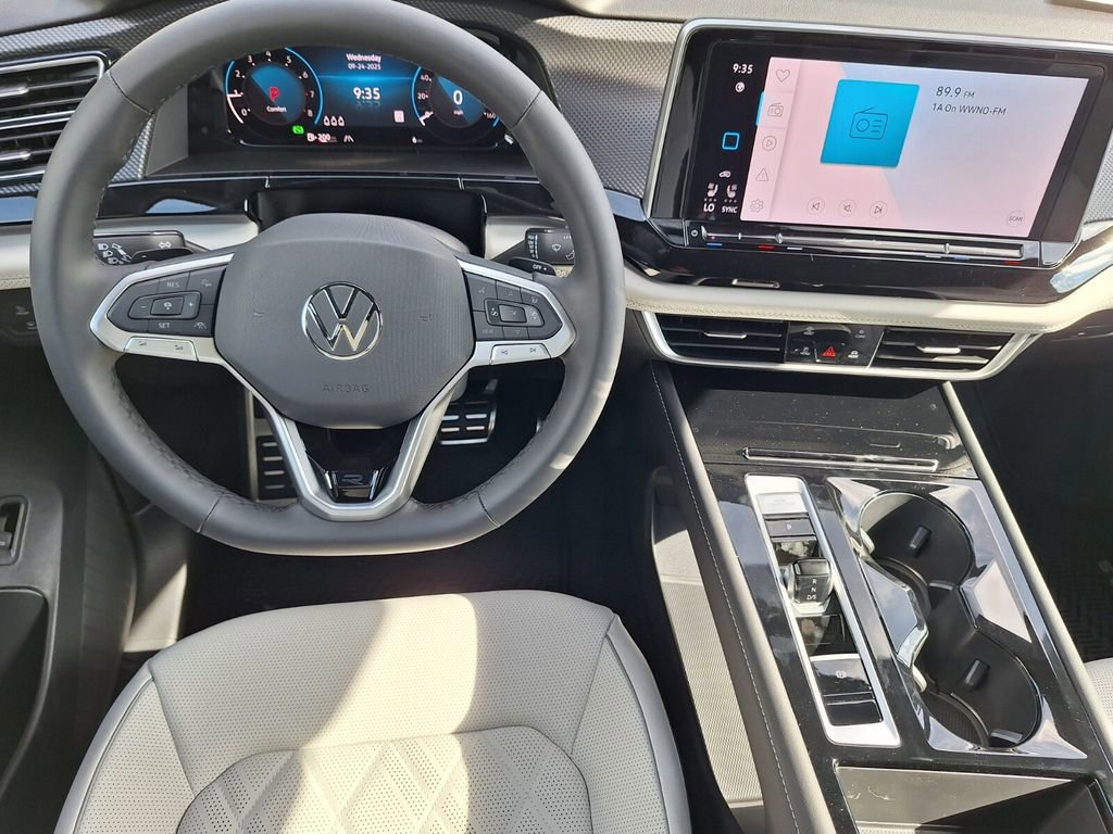 New 2026 Volkswagen Atlas Cross Sport SEL Premium R-Line image 21