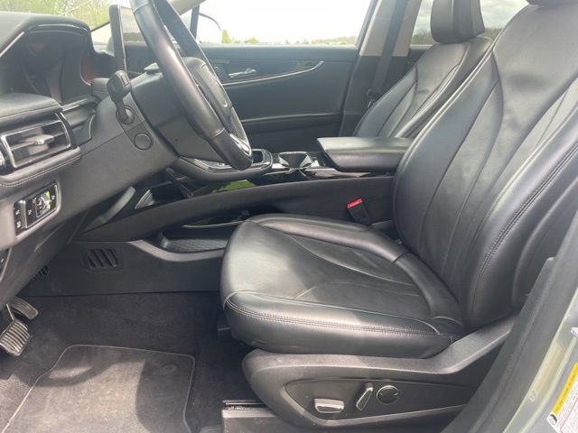 Used 2023 Lincoln Nautilus Reserve AWD/4WD image 8