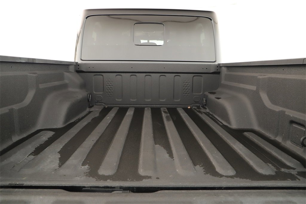 Used 2023 Jeep Gladiator Mojave w/ Cold Weather Group image 27