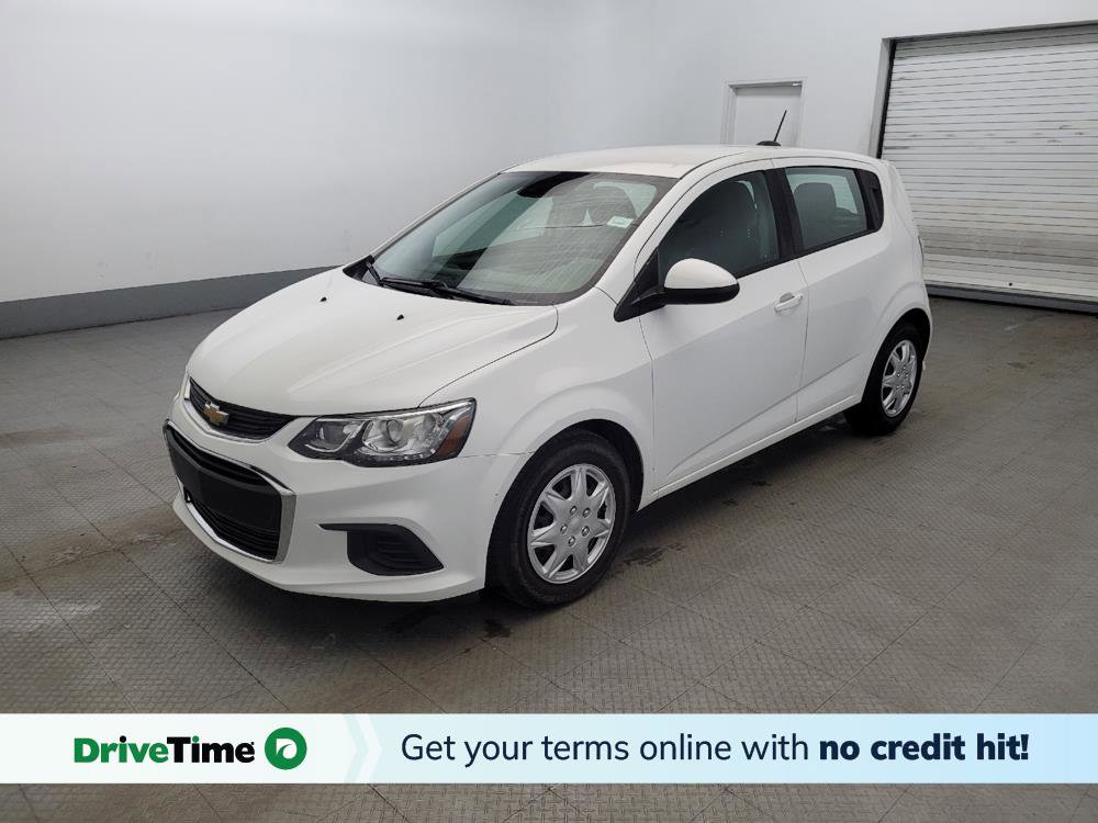 Used 2020 Chevrolet Sonic LT image 1