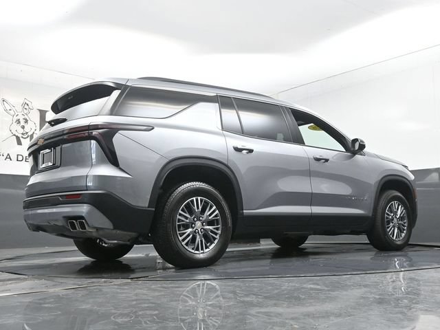 Used 2026 Chevrolet Traverse LT w/ Driver Confidence Package FWD image 36