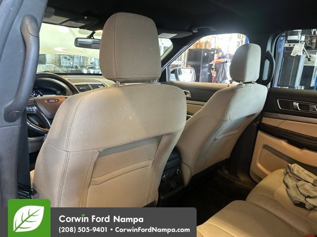 Used 2018 Ford Explorer XLT w/ Equipment Group 201A AWD/4WD image 5
