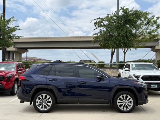Used 2025 Toyota RAV4 XLE Premium image 4