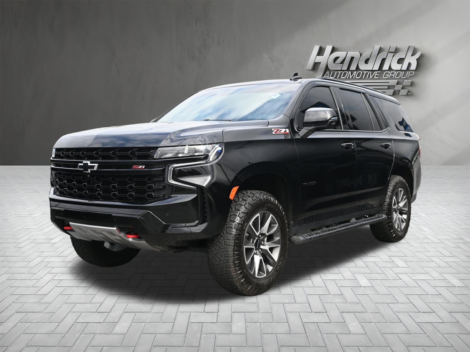 Used 2024 Chevrolet Tahoe Z71 w/ Luxury Package AWD/4WD image 5