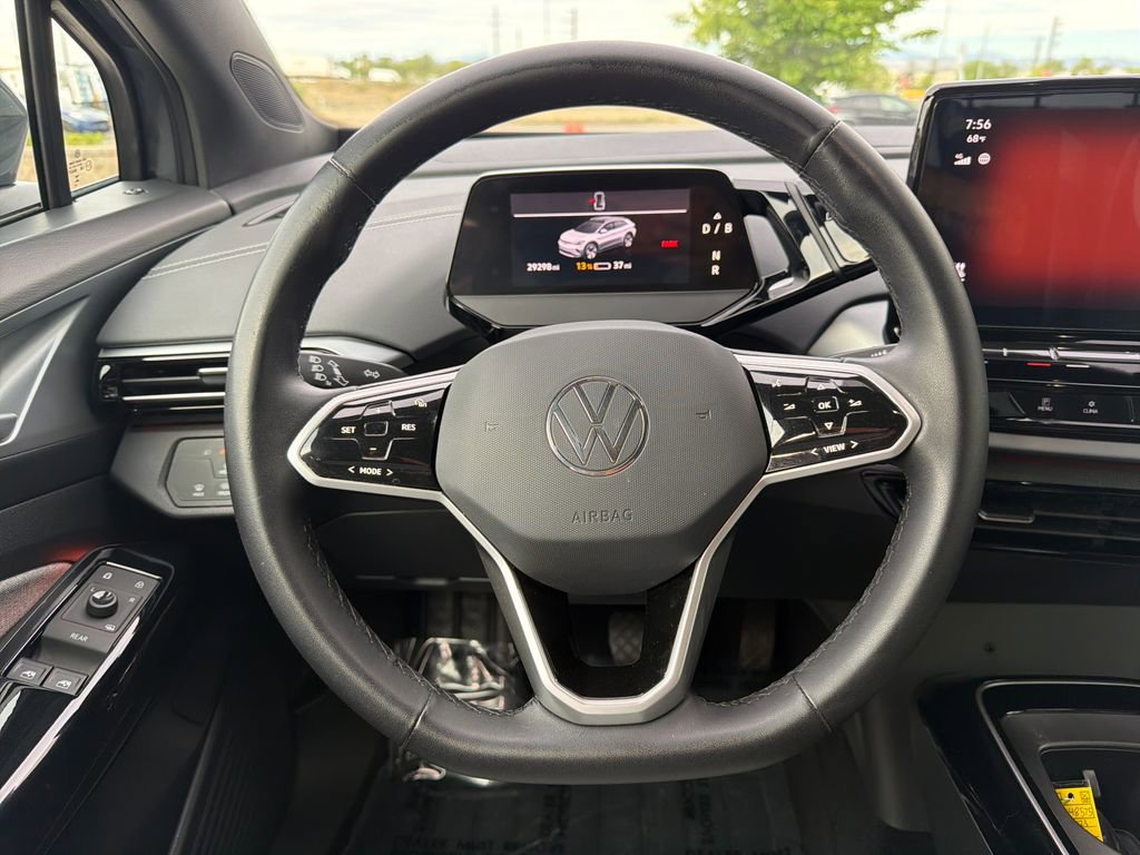 Used 2023 Volkswagen ID.4 Pro image 17