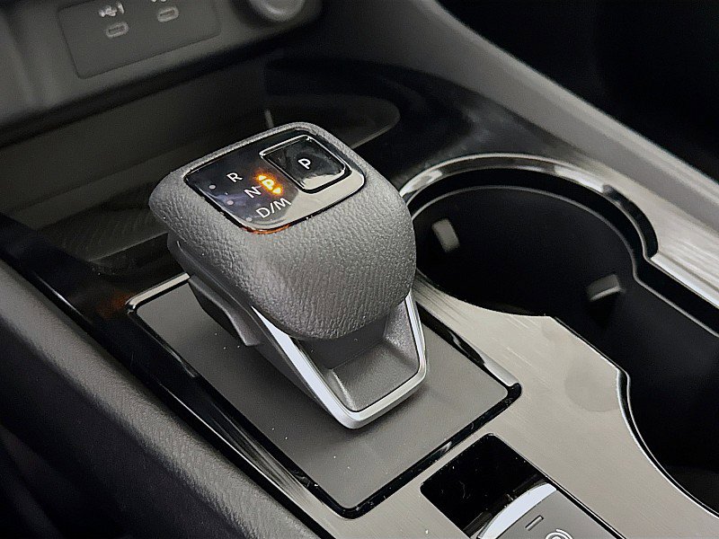 New 2026 Nissan Rogue SV AWD/4WD image 18