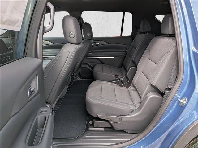 New 2026 Chevrolet Traverse LT w/ Midnight/Sport Edition FWD image 16