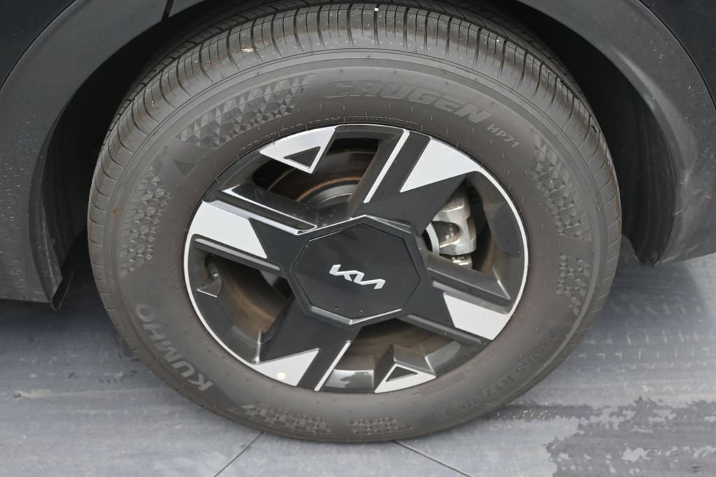 Used 2026 Kia Sportage LX FWD image 9